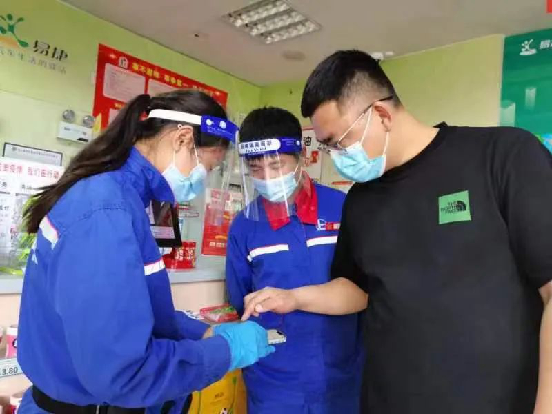“五一”我在崗:監督檢查進行時